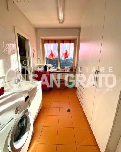 Ivrea, 6 Stanze da Letto Stanze da Letto, ,3 BathroomsBathrooms,Appartamento,Vendita,Ivrea,1,1037