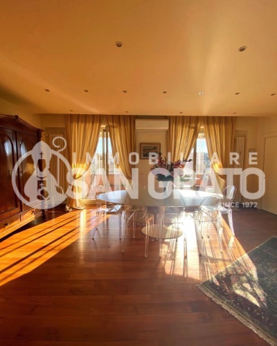 Ivrea, 6 Stanze da Letto Stanze da Letto, ,3 BathroomsBathrooms,Appartamento,Vendita,Ivrea,1,1037