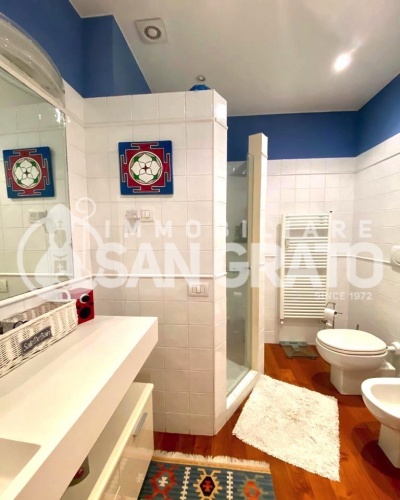 Ivrea, 6 Stanze da Letto Stanze da Letto, ,3 BathroomsBathrooms,Appartamento,Vendita,Ivrea,1,1037