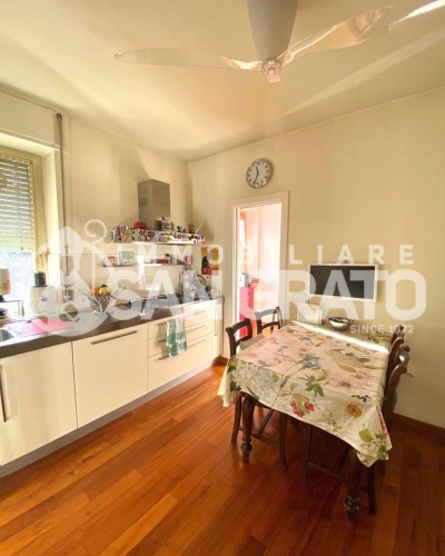 Ivrea, 6 Stanze da Letto Stanze da Letto, ,3 BathroomsBathrooms,Appartamento,Vendita,Ivrea,1,1037